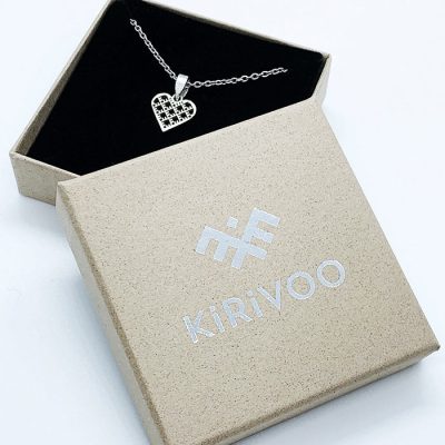 Taaskasutatud hõbedast ripats SÜDA